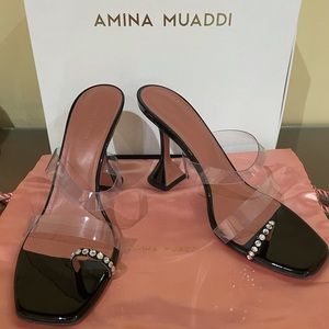 Amina Muddi Sami Sandal